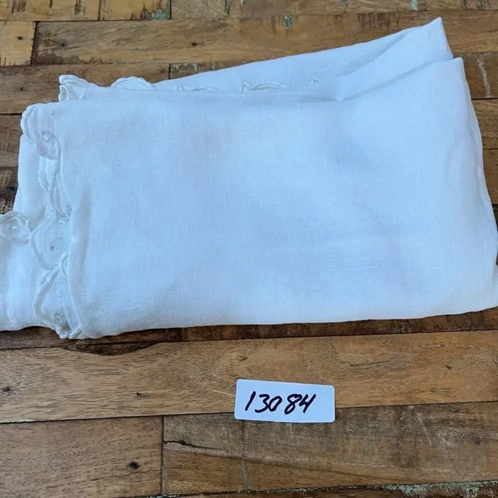 Vintage Off White Linen Tablecloth 47